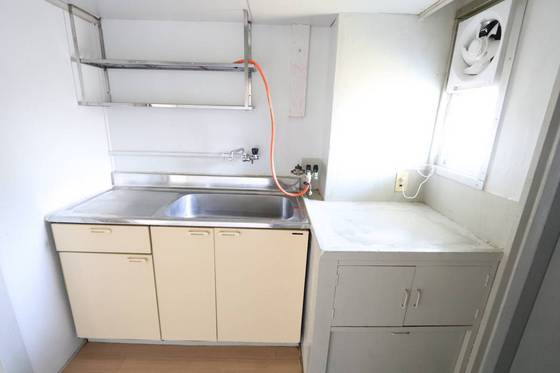キッチン　※別部屋の写真です