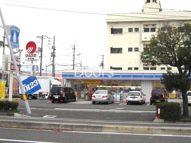 コンビニ　ローソン岡山大元駅前店（コンビニ）まで221m