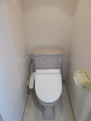 トイレ　※別号室参考写真
