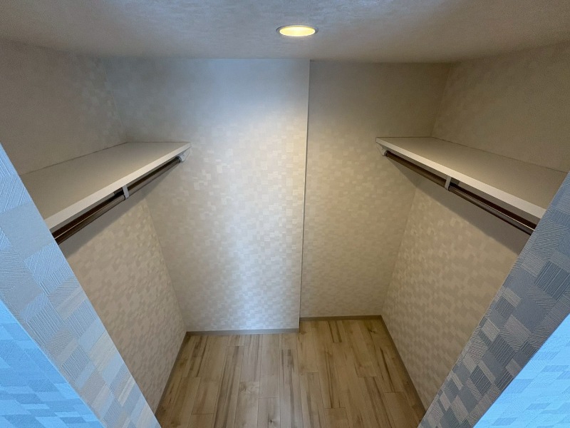 収納　収納もバッチリあるのでお部屋が片付きますよ！