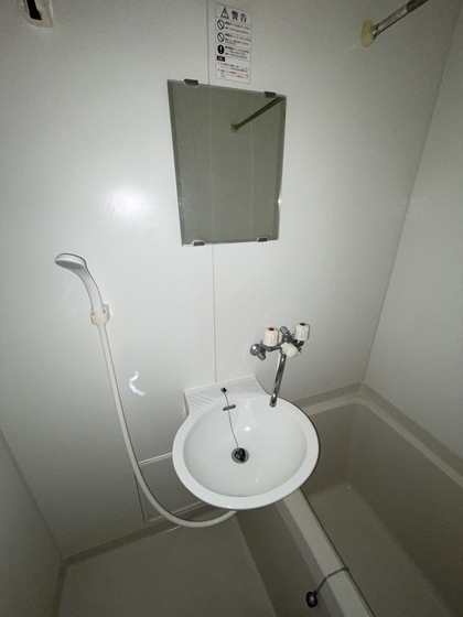 洗面設備　※別部屋の写真です