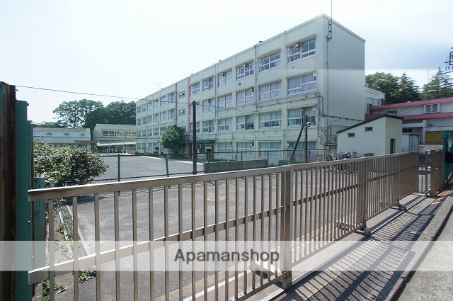 小学校　横浜市立長津田小学校（小学校）まで3347m