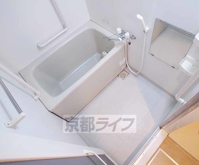 バス・シャワールーム　キレイなお風呂です