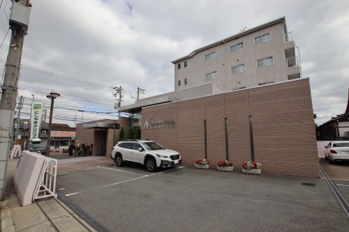 病院　にしやまクリニック（病院）まで1m