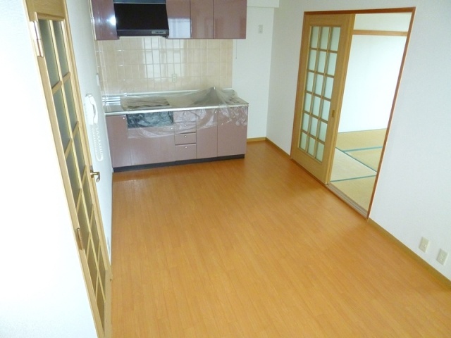 居室・リビング　角部屋住戸で過ごしやすく、おすすめです。