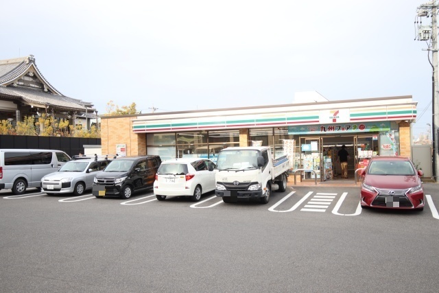 コンビニ　セブン-イレブン 名古屋平和が丘南店（コンビニ）まで100m