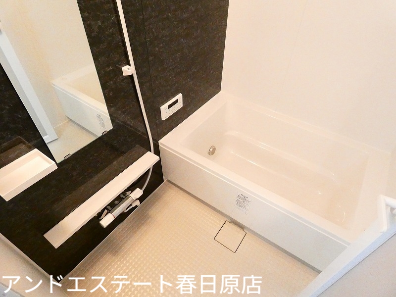 バス・シャワールーム　追い炊き付きです。