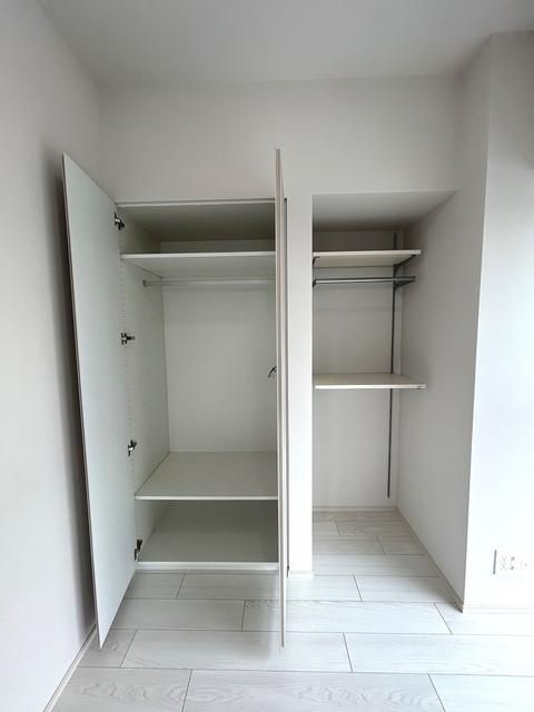 収納　写真は同タイプ住居です。