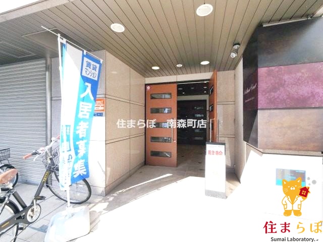 エントランス　共用部の印象も大切に