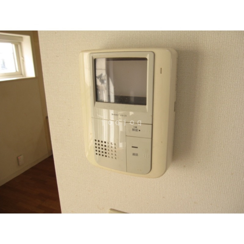 セキュリティ　モニター付きインターホンで来客確認も安心です！