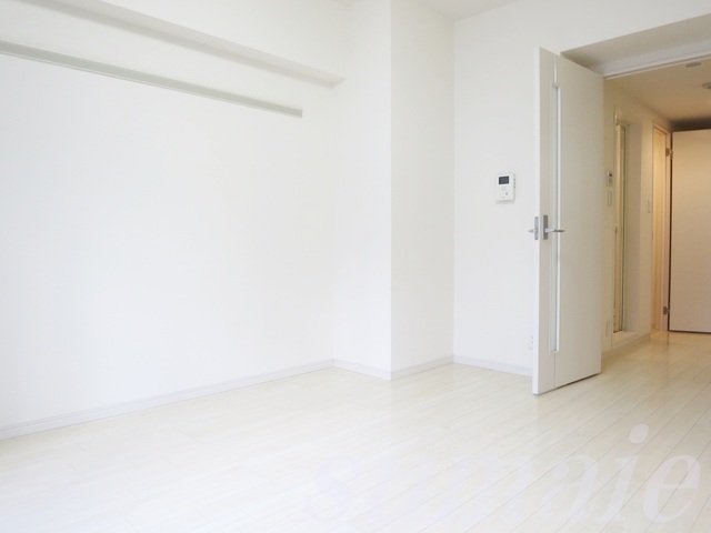 その他部屋・スペース　白を基調としたお部屋です
