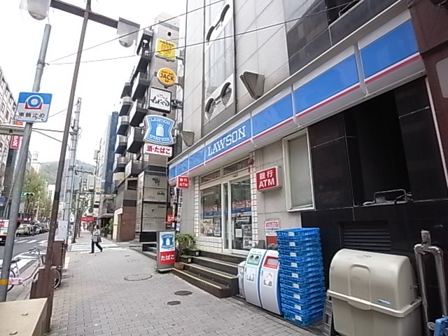 コンビニ　ローソン（コンビニ）まで196m