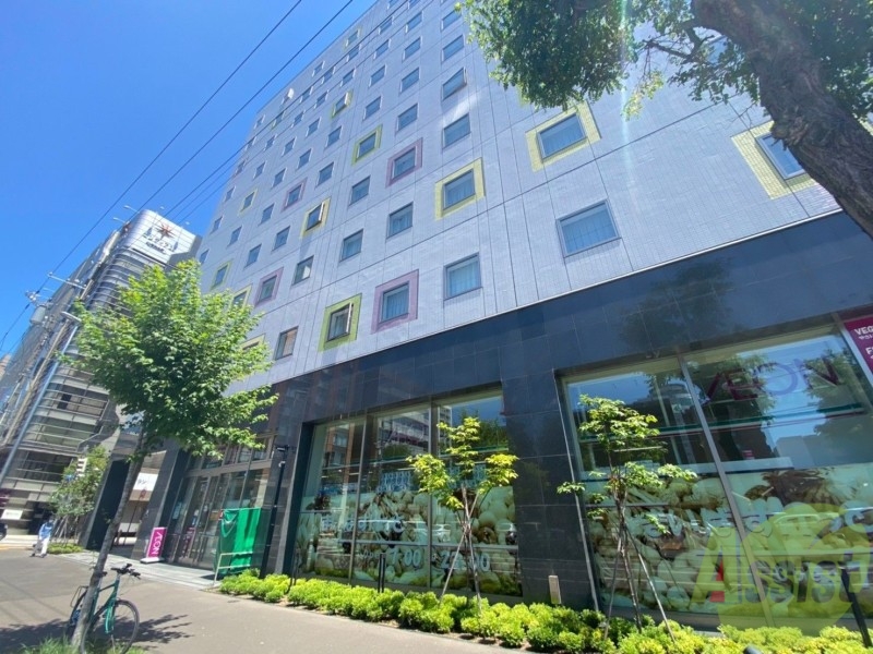 スーパー　まいばすけっと南2条西8丁目店（スーパー）まで298m