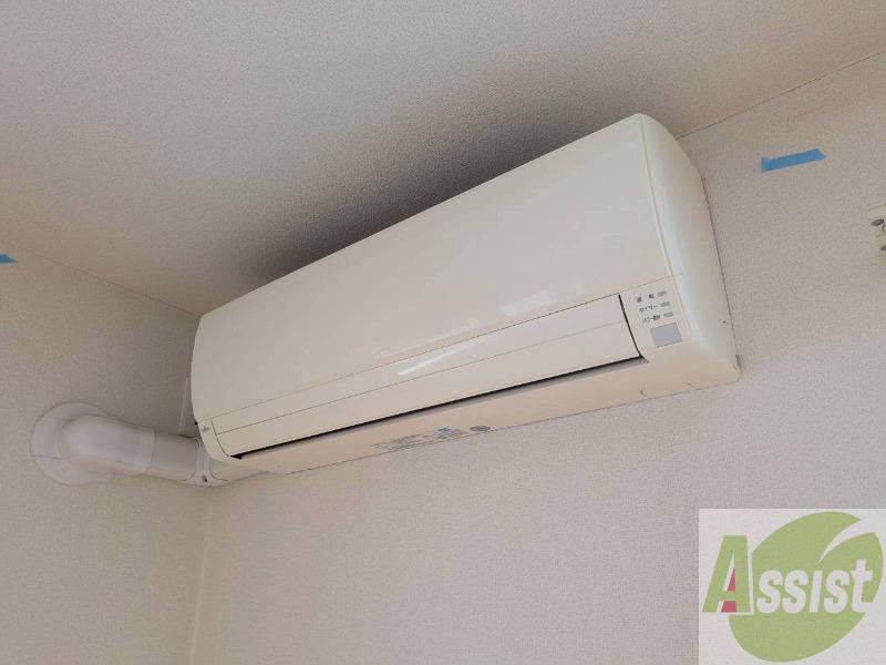 その他設備　エアコンもあり暑い夏もこれで快適ですよ～