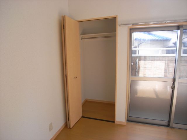 収納　クローゼット