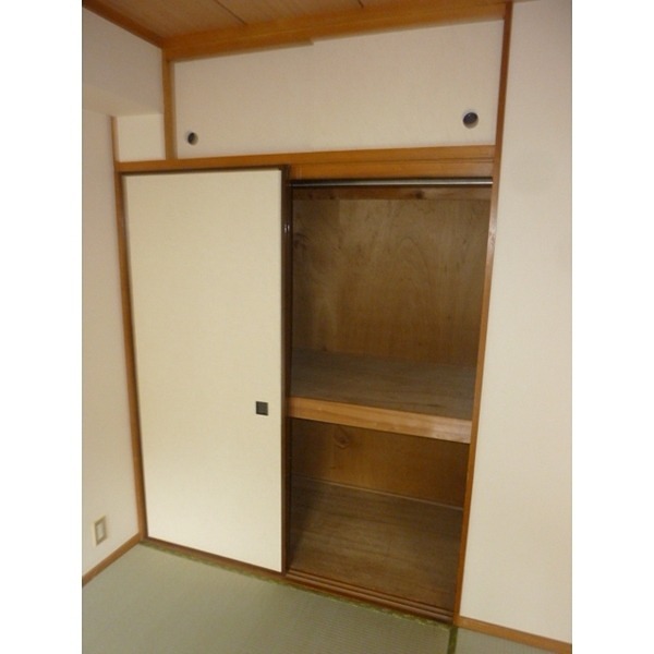 その他部屋・スペース　和室には押入がございます☆