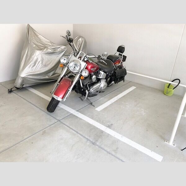 駐車場　バイク置場
