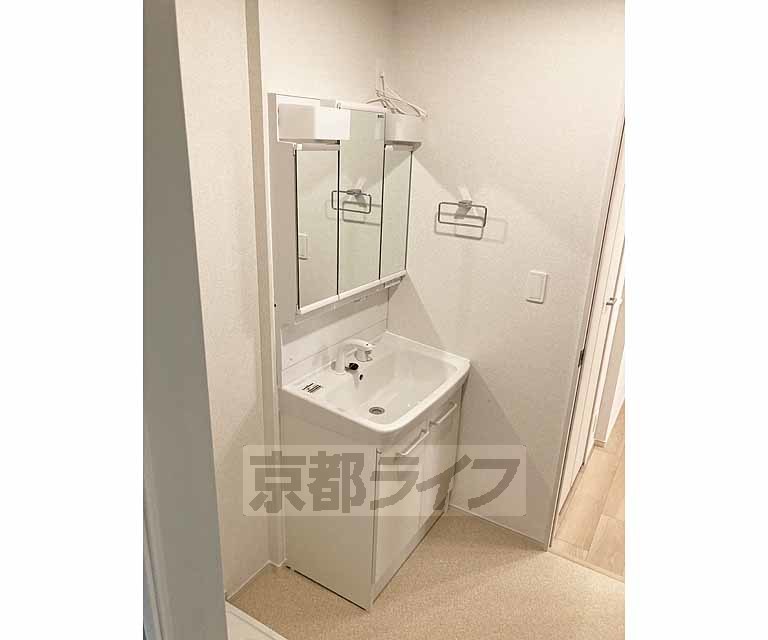 洗面設備　洗面台です・