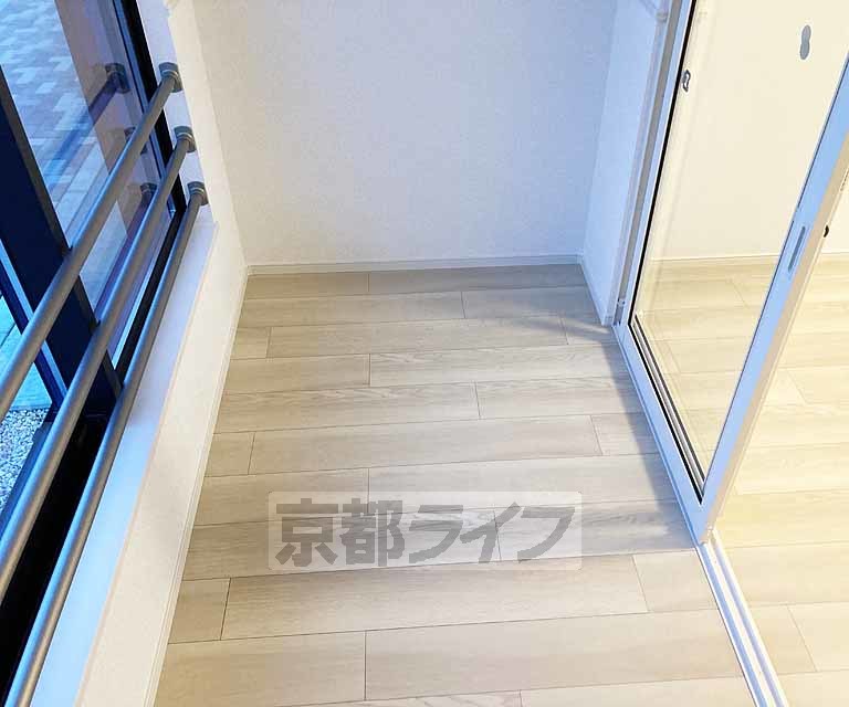 バルコニー　洗濯物など干せます・
