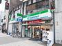 コンビニ　ファミリーマート 九条みなと通店（コンビニ）まで327m