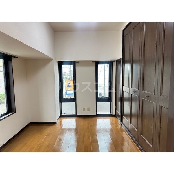 東和覚王山ヒルズの内装写真