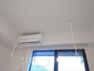 その他設備　室内物干し・エアコンあり
