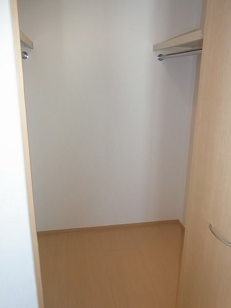 収納　★ウォークインクローゼット★