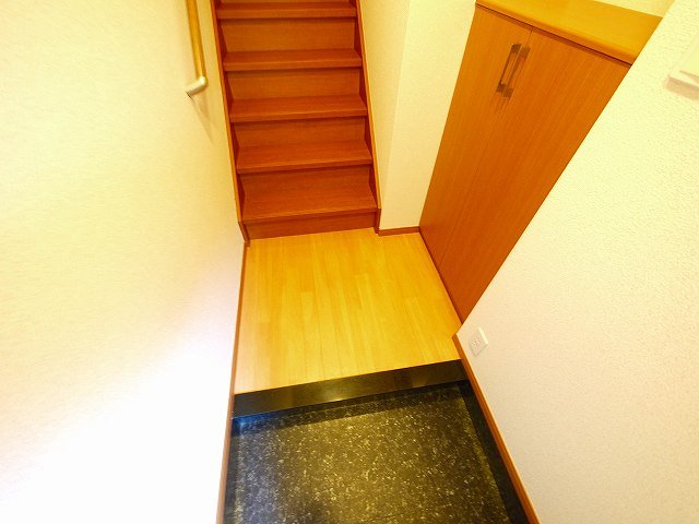 玄関　シンプルで使いやすい玄関です