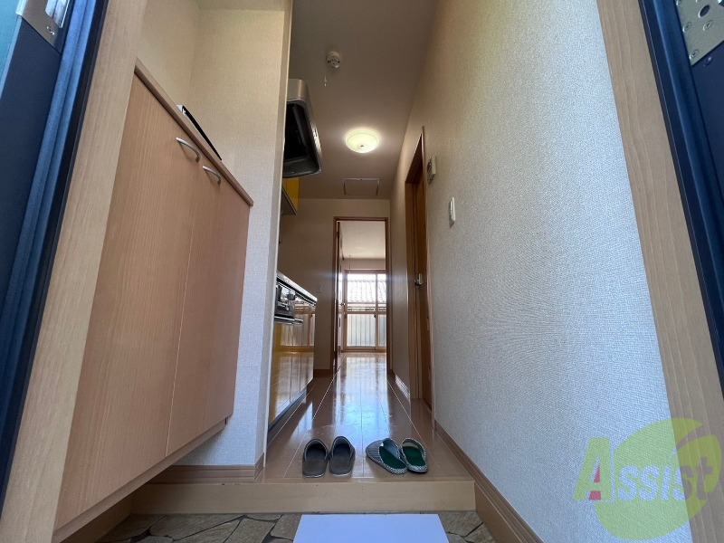 玄関　玄関から撮影しました。明るさが伝わりますか。