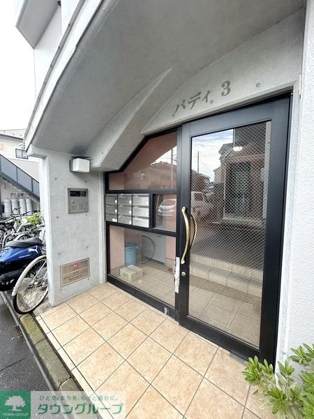 エントランス　エントランス