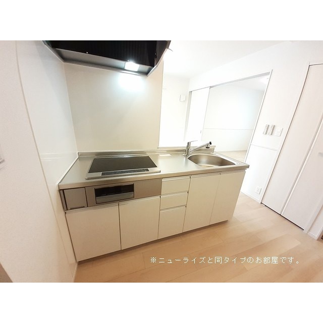 ＪＲ東海道本線 木曽川駅 徒歩60分 2階建 築4年のキッチン写真