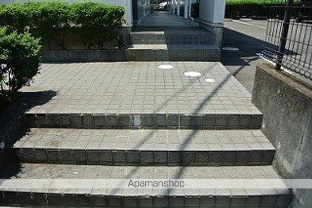 レオパレスシェモアの外観写真
