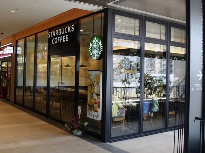 飲食店　スターバックスコーヒー ビエラ塚口店（飲食店）まで600m