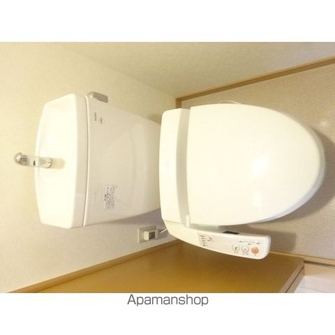 東武東上線 大山駅 徒歩10分 6階建 築19年のトイレ写真