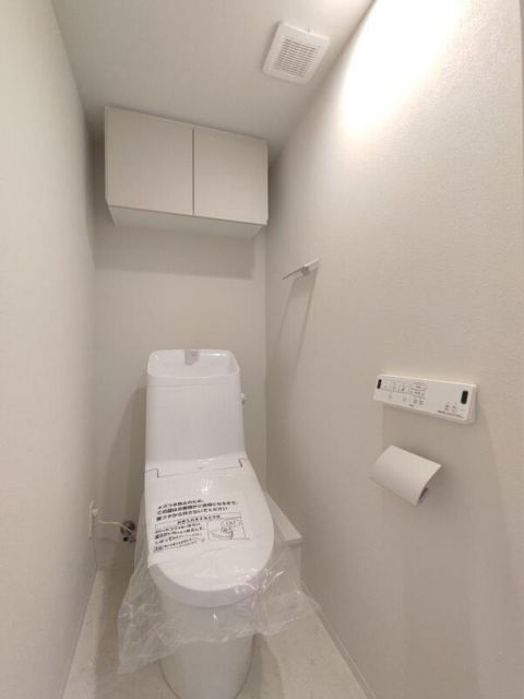 クロスレジデンス高田馬場のトイレ写真
