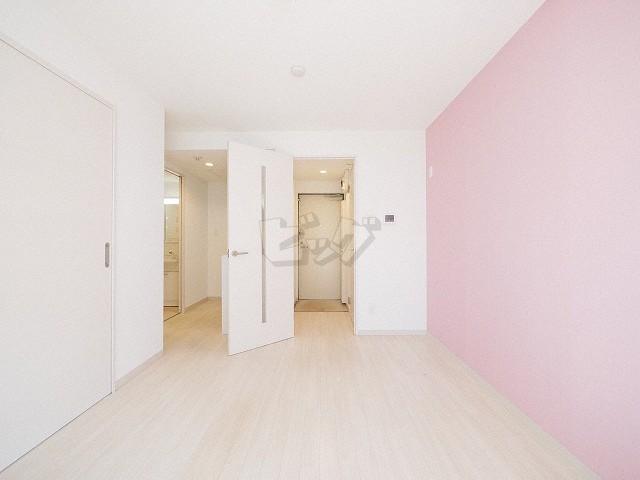 その他　ステキなアクセントクロス施工のお部屋です♪