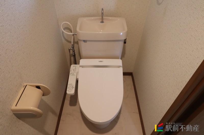 西鉄天神大牟田線 筑紫駅 徒歩5分 5階建 築30年のトイレ写真