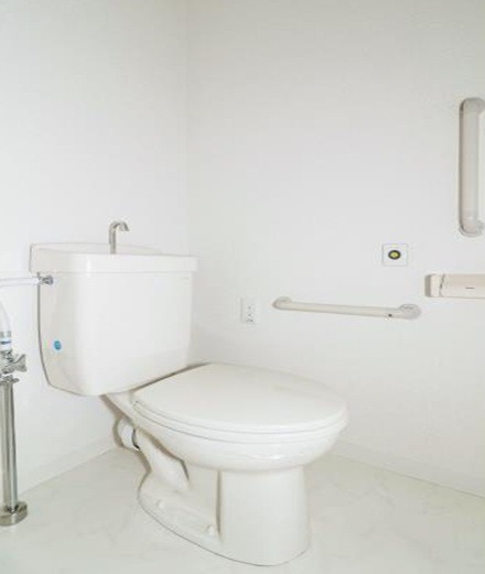 すずかけ台ハイツ第3団地2号棟のトイレ写真