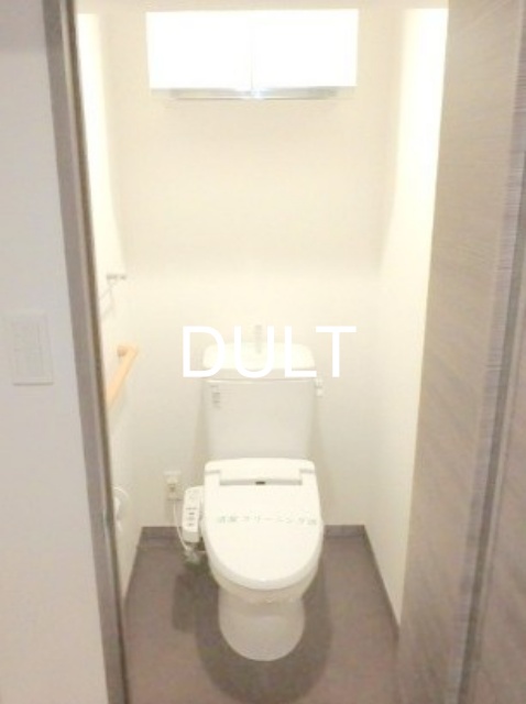 ＪＲ山手線 鶯谷駅 徒歩9分 14階建 築14年のトイレ写真