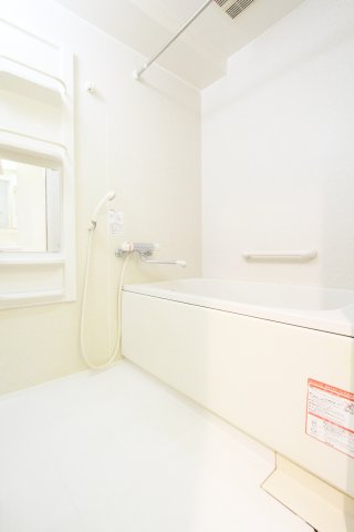 バス・シャワールーム　参考写真（同物件別部屋）