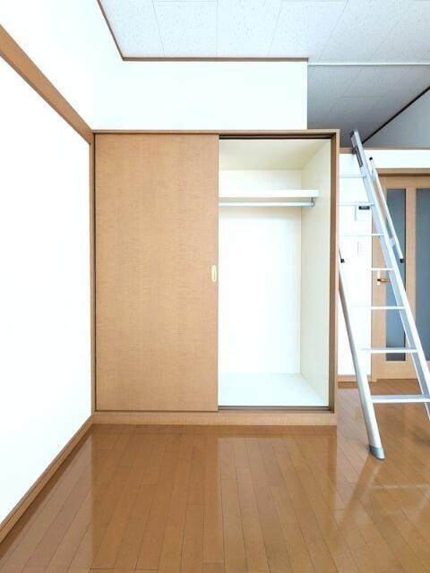 西武多摩川線 多磨駅 徒歩8分 2階建 築23年の内装写真