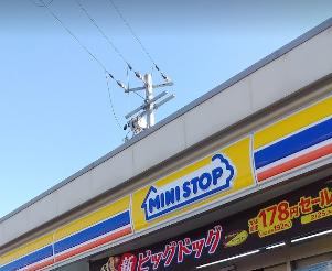 コンビニ　ミニストップ 福山通運阪神店（コンビニ）まで549m