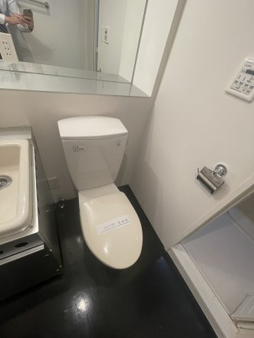 トイレ　別部屋参考写真