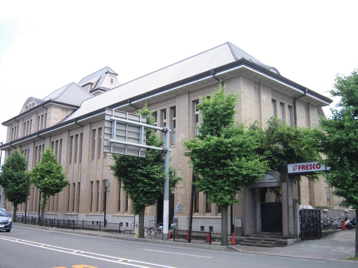 スーパー　フレスコ河原町丸太町店（スーパー）まで400m