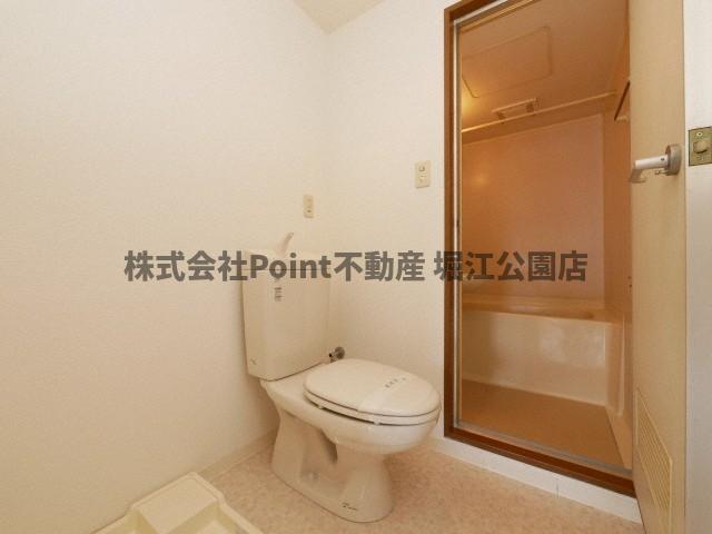 地下鉄御堂筋線 大国町駅 徒歩9分 15階建 築33年のトイレ写真