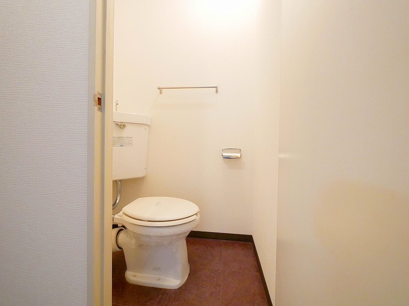 トイレ　※別号室参考写真