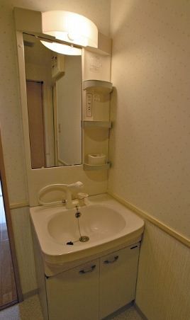 阪急千里線 関大前駅 徒歩13分 10階建 築20年の内装写真