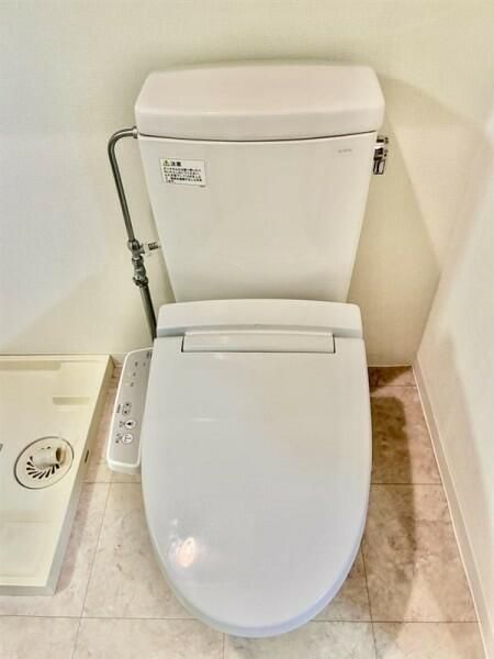 トイレ　トイレもきれいです