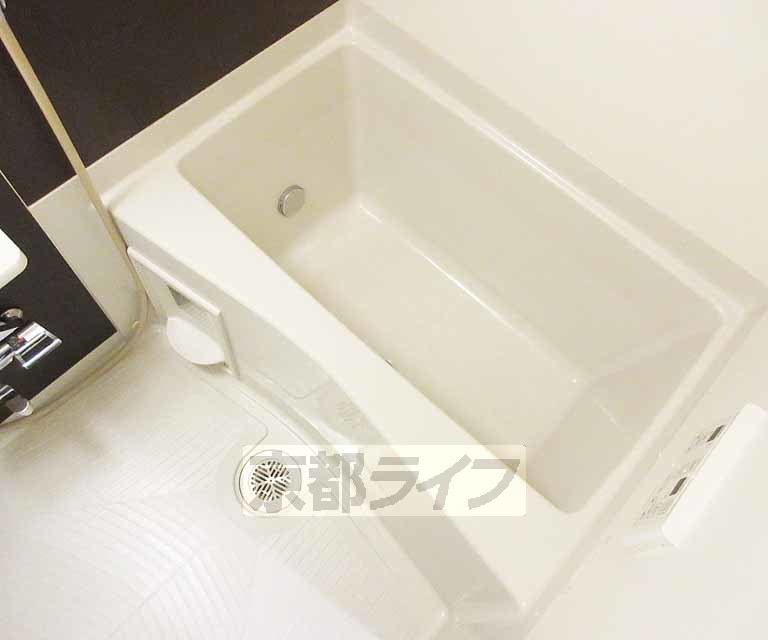 バス・シャワールーム　広々としたお風呂です！