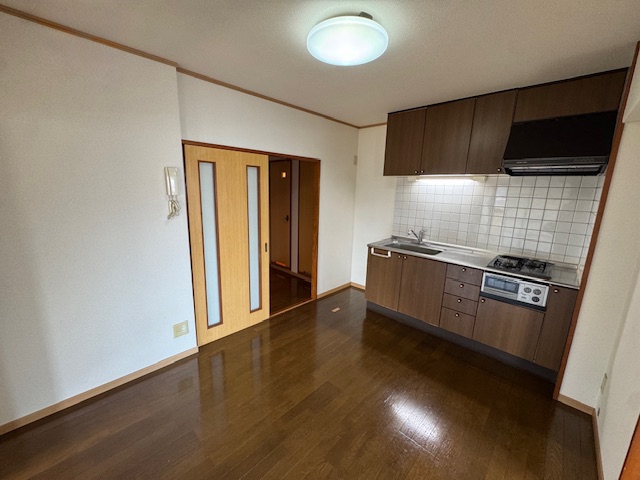 アントルメマンション本田の居間写真